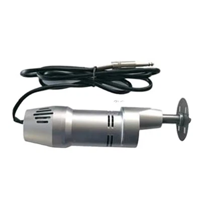 Hullaház holttestének boncolási fűrésze